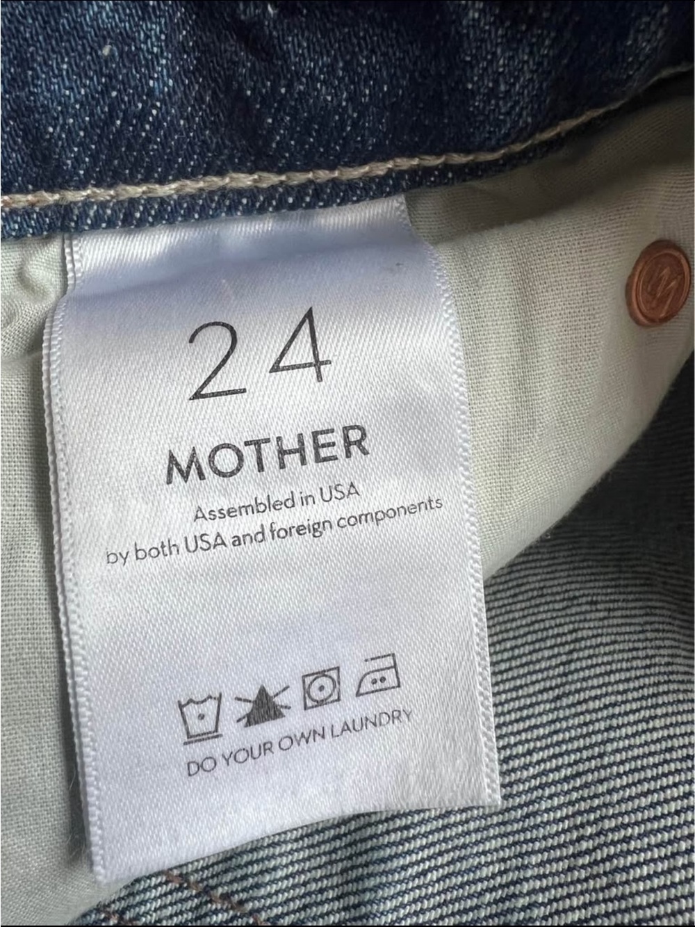 MOTHER High-Waisted Jeans Interior Tag - Blue and White